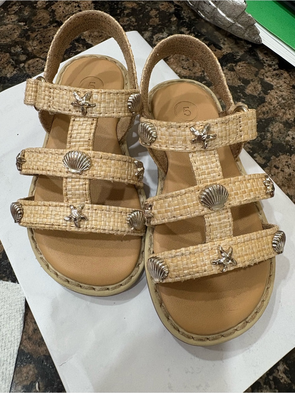 Cat & Jack Toddler Girls Kinsley Raffia Nautical Fisherman Sandals in beige